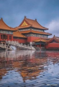 ​美爆了！雨后故宫惊现“天空之镜”！美轮美奂，故宫变“天宫”