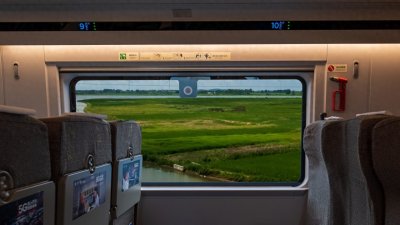 ​已有四个高铁站的深圳，还要再建一个更大的