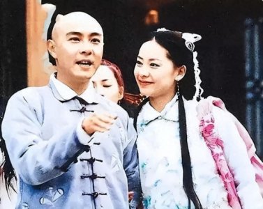 ​张卫健三次婚礼娶一人？59岁仍盼子嗣，24年爱情长跑的背后！