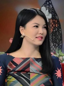 ​李湘:从“快乐大本营”到网红妈妈，如她是如何把人生玩转的？
