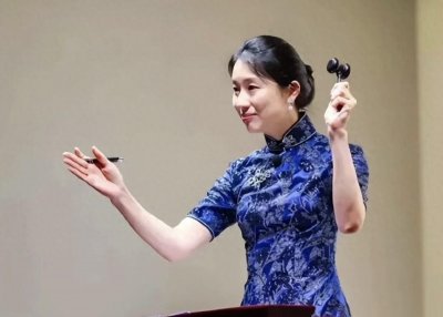​一锤64亿？“拍卖女神”陈良玲：这女人一上台，富人都得听她使唤