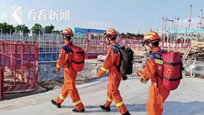 ​42米高空塔吊司机中暑昏迷！消防员极限营救