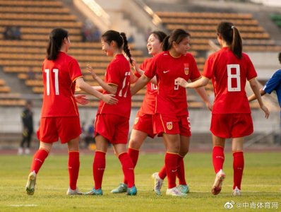 ​U20中国女足6-0胜中国香港，小将欧阳玉环上演帽子戏法