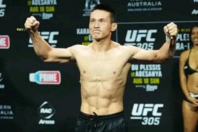 ​李景亮生涯首次被对手KO击败