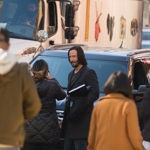 ​《黑客帝国4》宣布停拍，暂无剧组成员感染