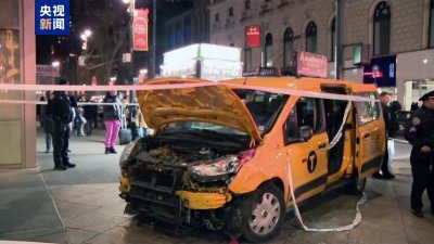 ​美国纽约市发生汽车撞人事故 至少6人受伤