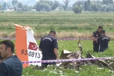 ​土耳其空军一架教练机坠毁 2人死亡