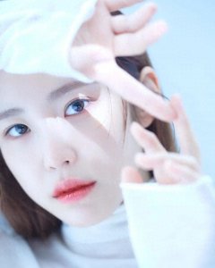 ​韩国代表的性感偶像女星之一的“bagle女”：全孝盛。