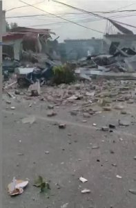 ​河北临漳县一民房爆炸致3死3伤 村民：200米外的玻璃都被震碎了