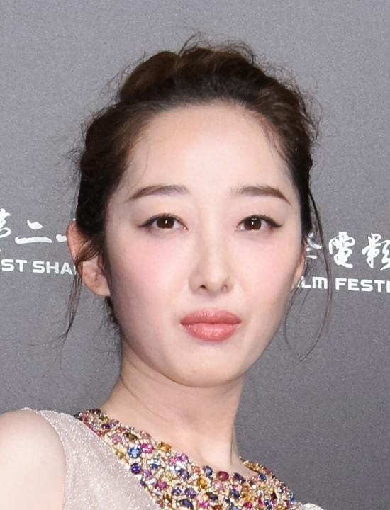 不笑的“林黛玉”蒋梦婕撞脸周冬雨，实在太像了
