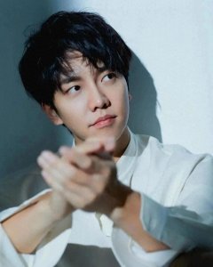 ​韩国国民男星李昇基：结婚2年后，宣布与岳父母断绝关系