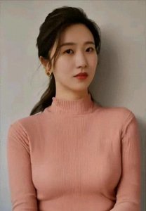 ​39岁女保姆：新型陪床式女保姆就是好，工资高，活还少
