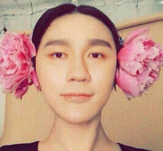 ​李晨恶搞与范冰冰合体照，没想到把张国荣宋佳梁朝伟也带下水