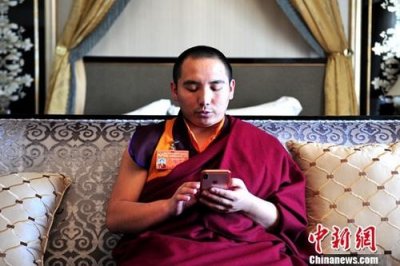 ​西藏当代活佛的修行与济世